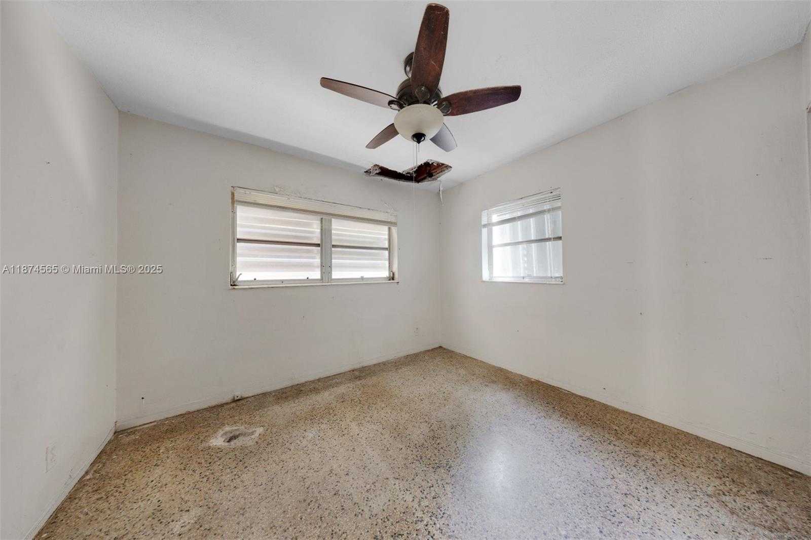 Small Image of 6721 SIMMS ST, Hollywood Number 23