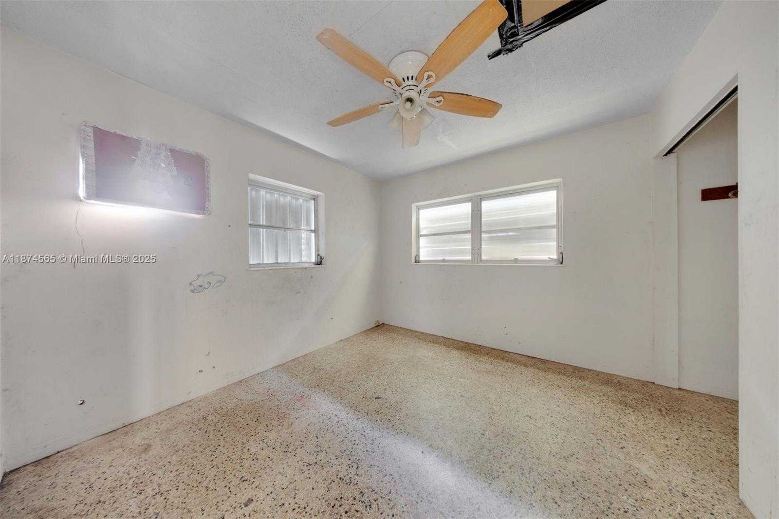 Small Image of 6721 SIMMS ST, Hollywood Number 25