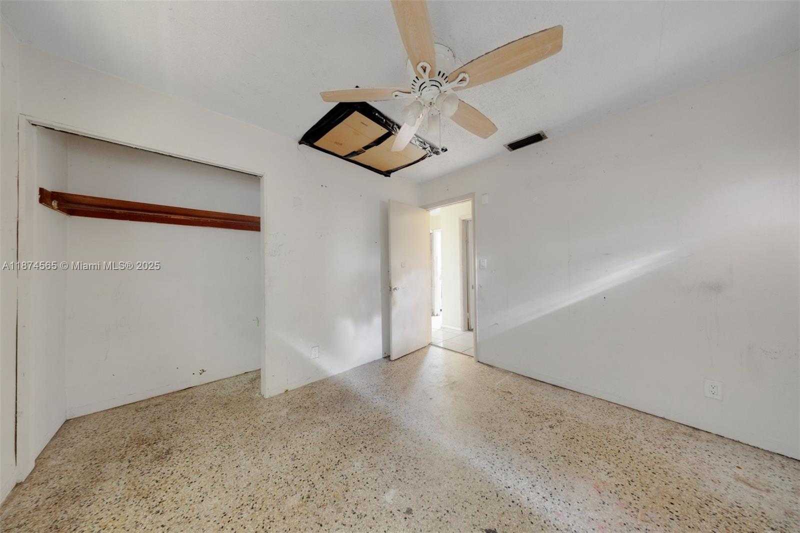 Small Image of 6721 SIMMS ST, Hollywood Number 26