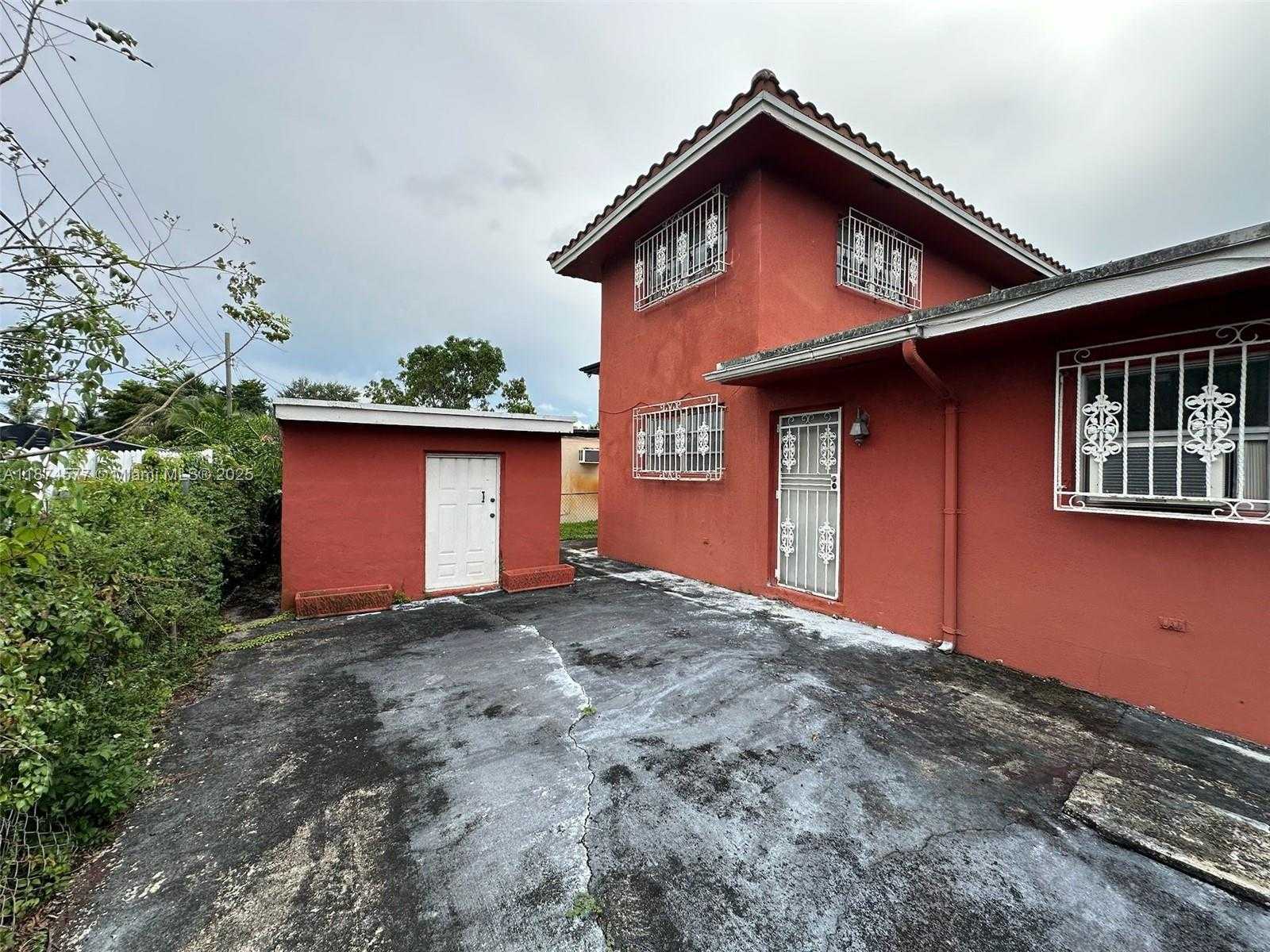 Small Image of 16531 NORTH WEST 17TH PL, Miami Gardens Number 13
