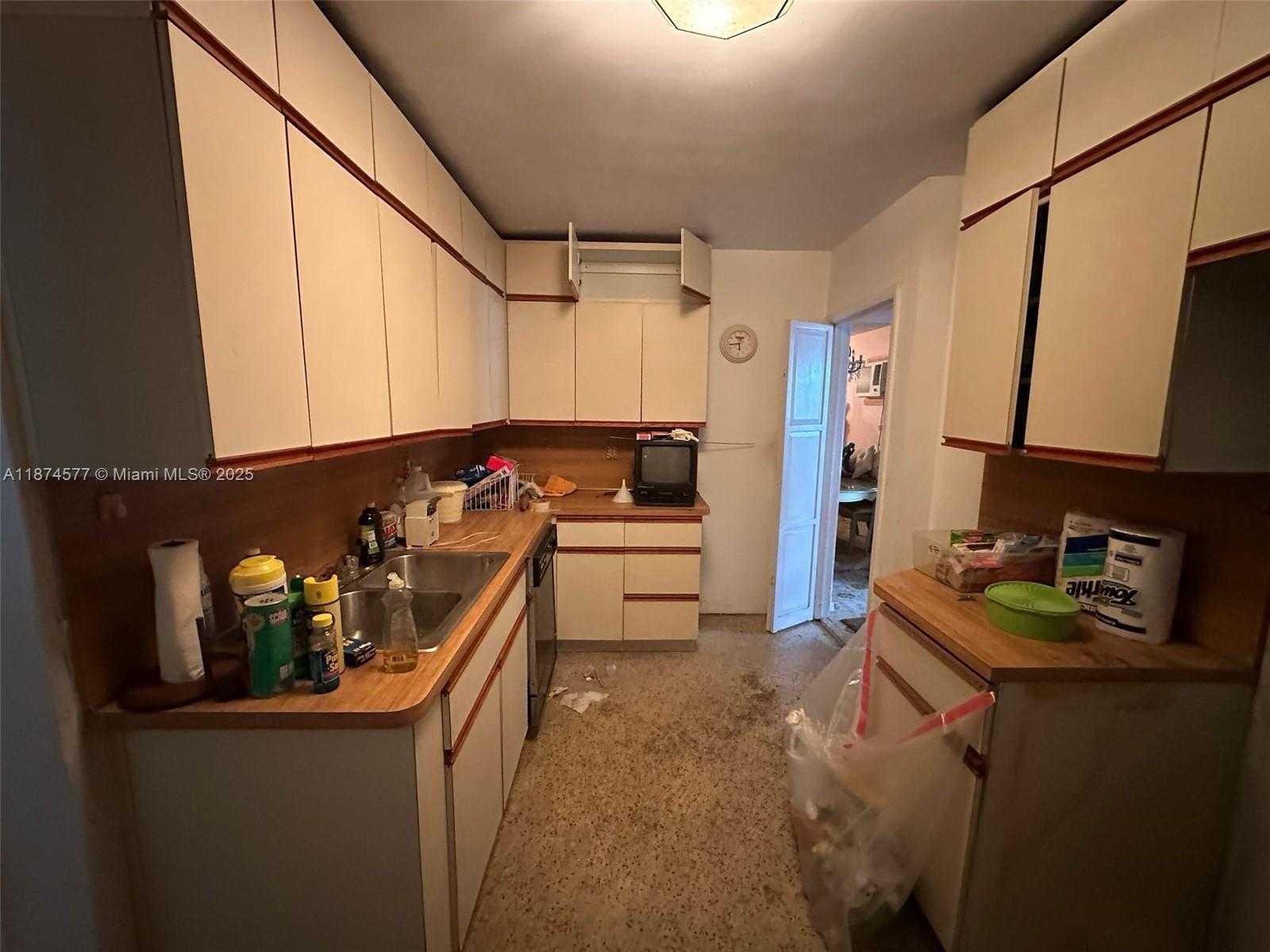 Small Image of 16531 NORTH WEST 17TH PL, Miami Gardens Number 17