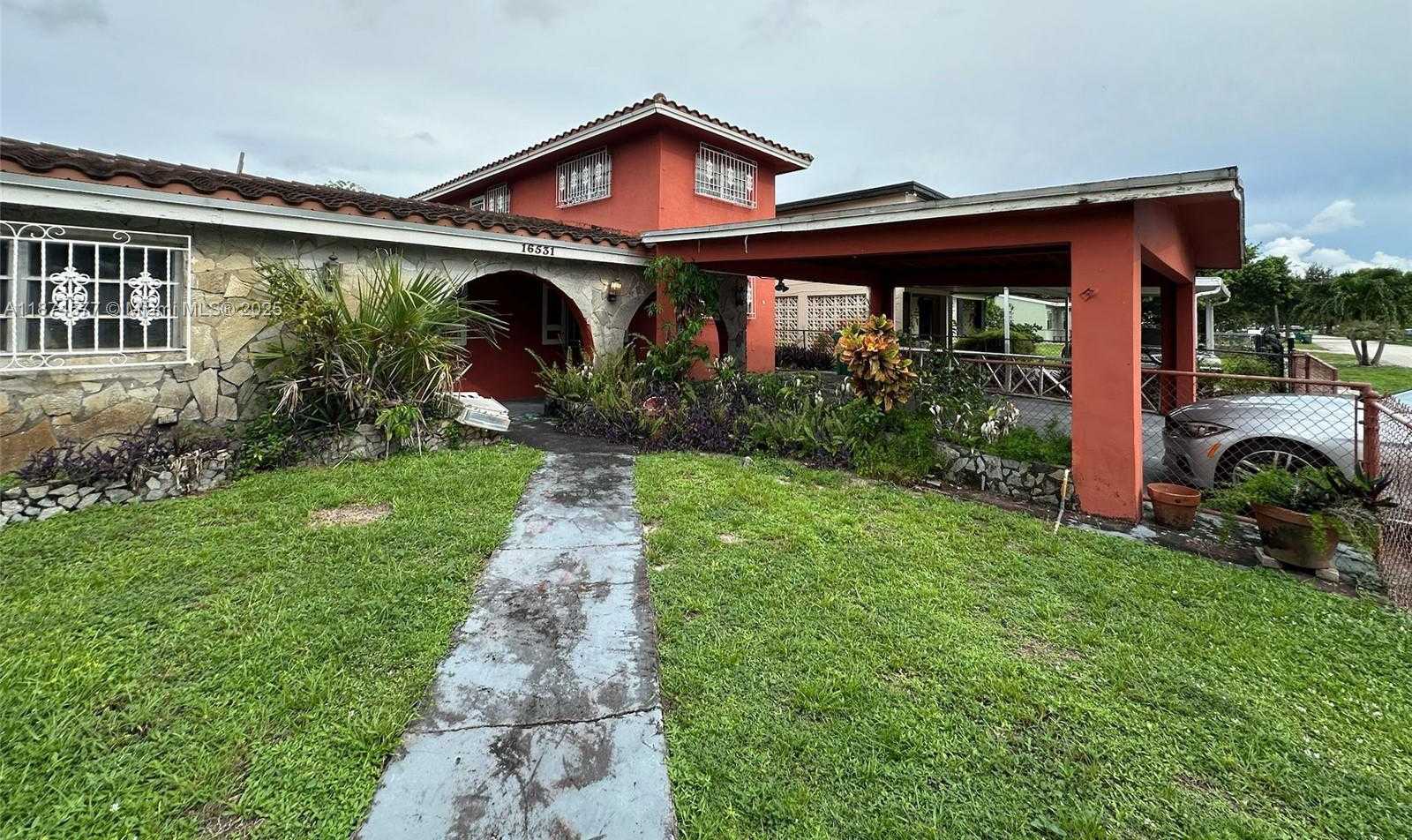 Small Image of 16531 NORTH WEST 17TH PL, Miami Gardens Number 24