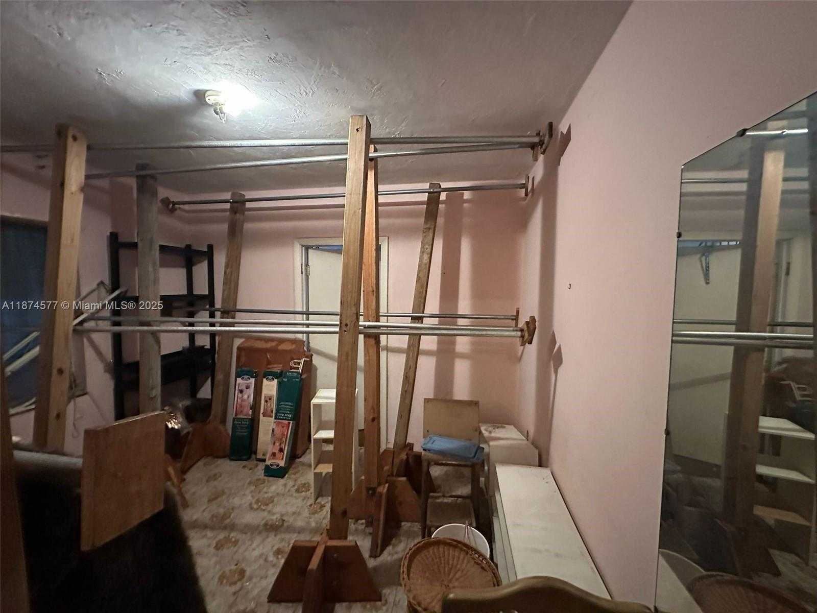 Small Image of 16531 NORTH WEST 17TH PL, Miami Gardens Number 25