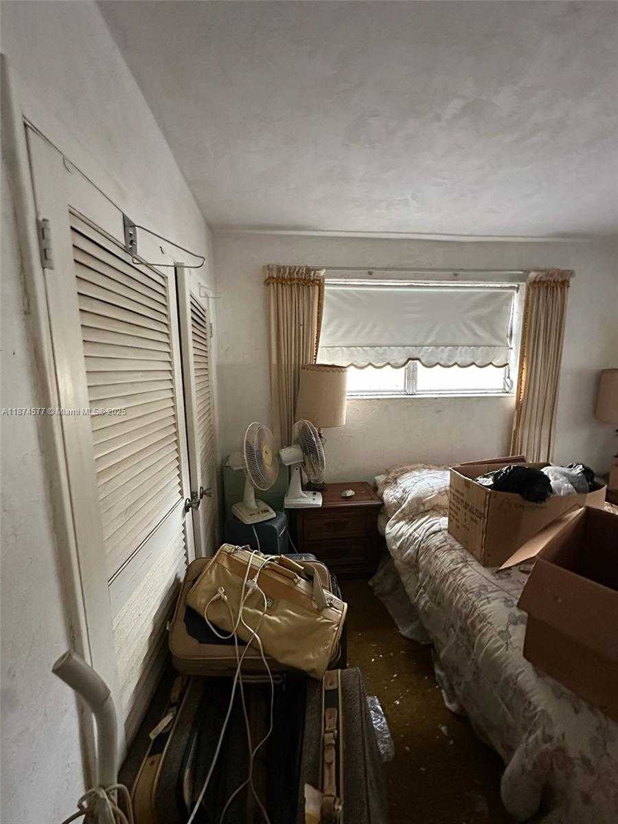 Small Image of 16531 NORTH WEST 17TH PL, Miami Gardens Number 26