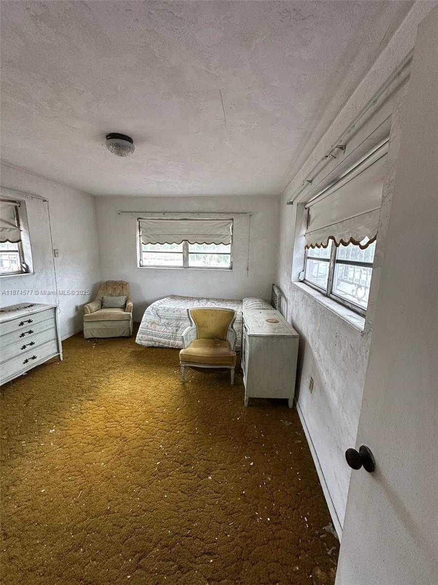 Small Image of 16531 NORTH WEST 17TH PL, Miami Gardens Number 29
