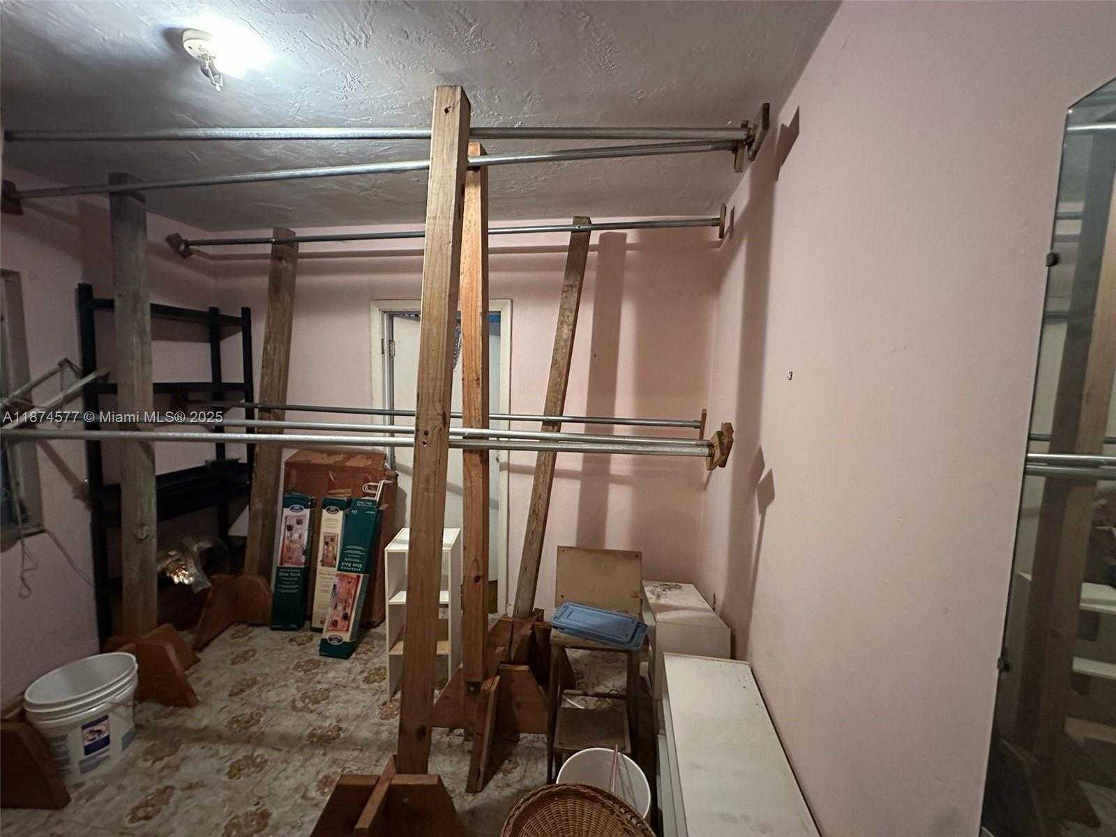 Small Image of 16531 NORTH WEST 17TH PL, Miami Gardens Number 42