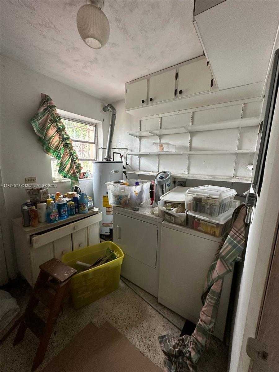 Small Image of 16531 NORTH WEST 17TH PL, Miami Gardens Number 49