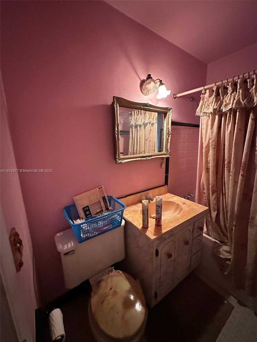 Small Image of 16531 NORTH WEST 17TH PL, Miami Gardens Number 53