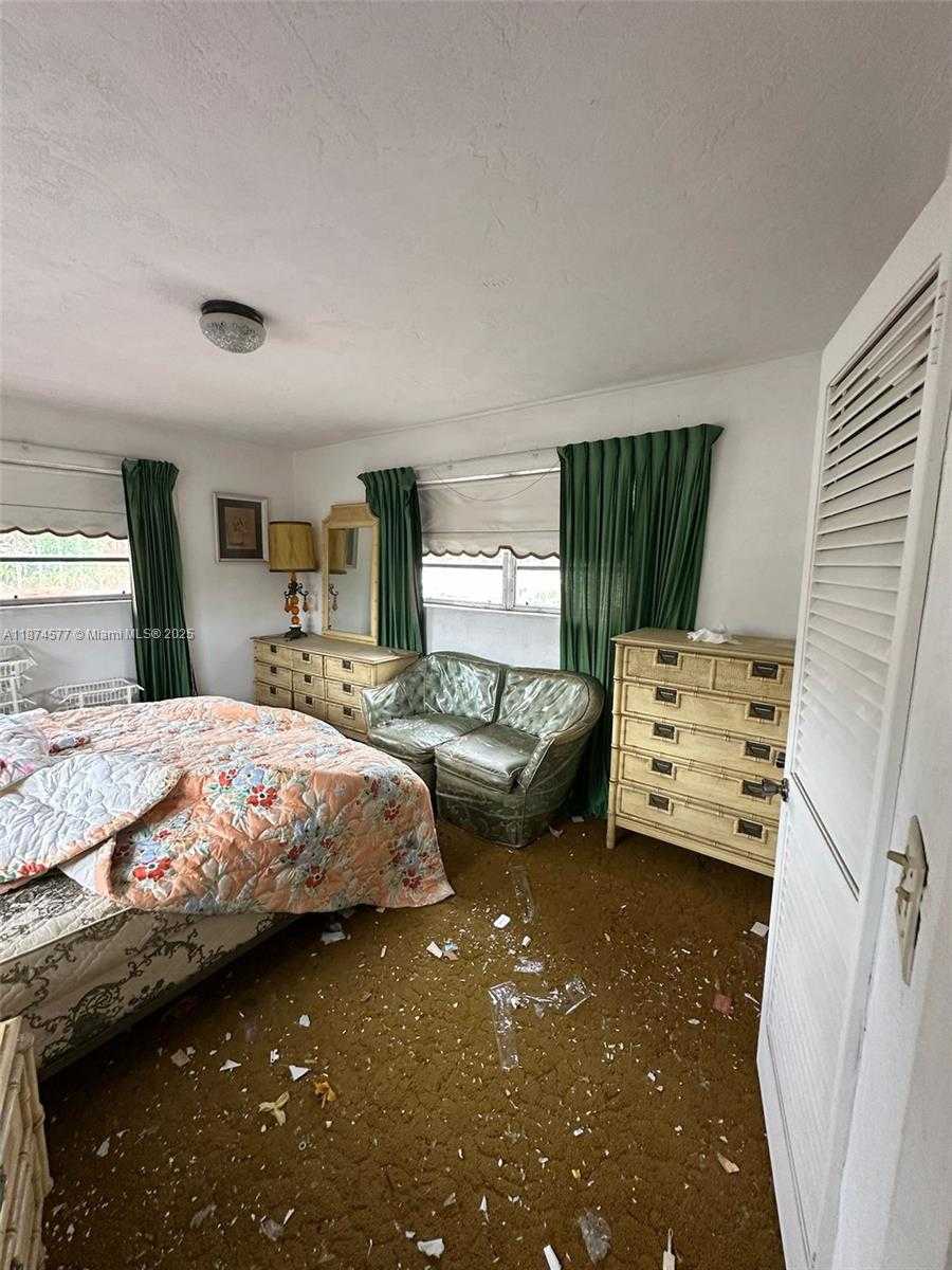 Small Image of 16531 NORTH WEST 17TH PL, Miami Gardens Number 59