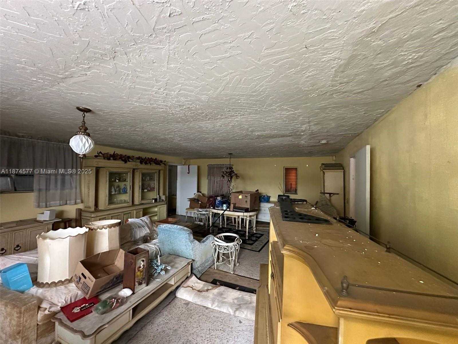 Small Image of 16531 NORTH WEST 17TH PL, Miami Gardens Number 61