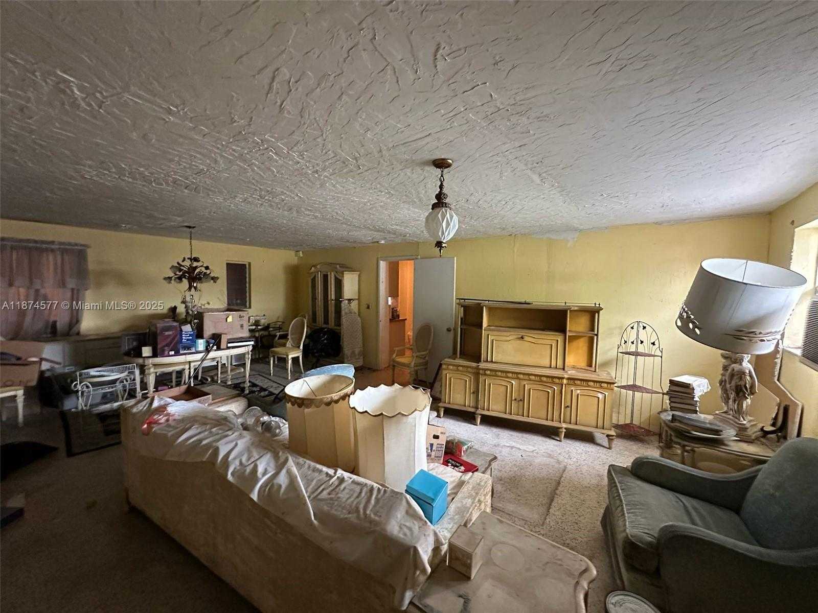Small Image of 16531 NORTH WEST 17TH PL, Miami Gardens Number 82