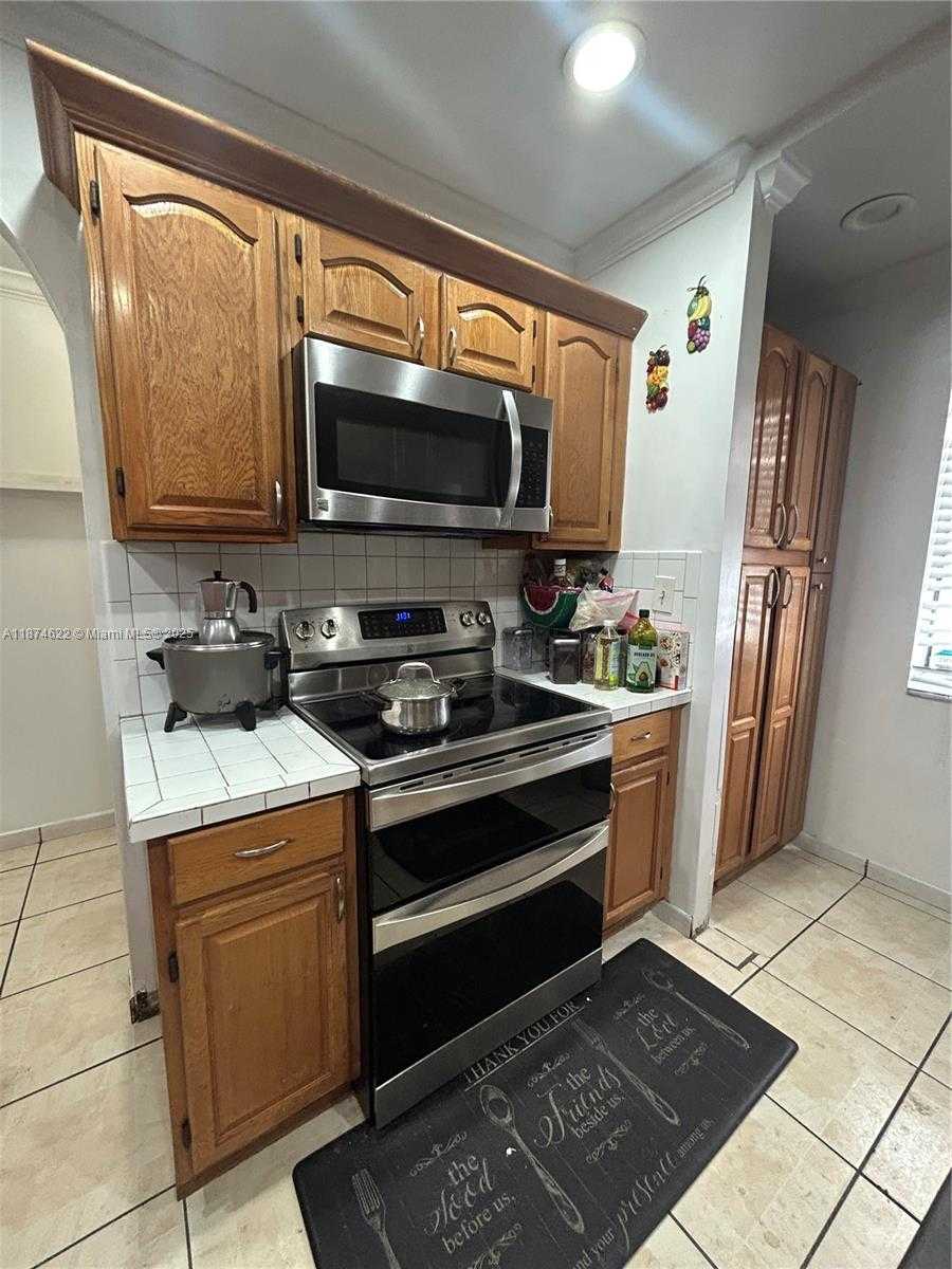 Small Image of 5295 NORTH WEST 198TH TER, Miami Gardens Number 14