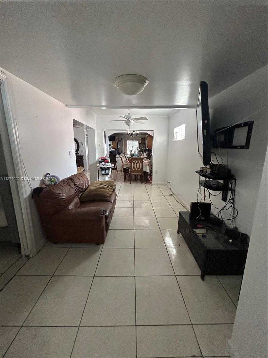 Small Image of 5295 NORTH WEST 198TH TER, Miami Gardens Number 20