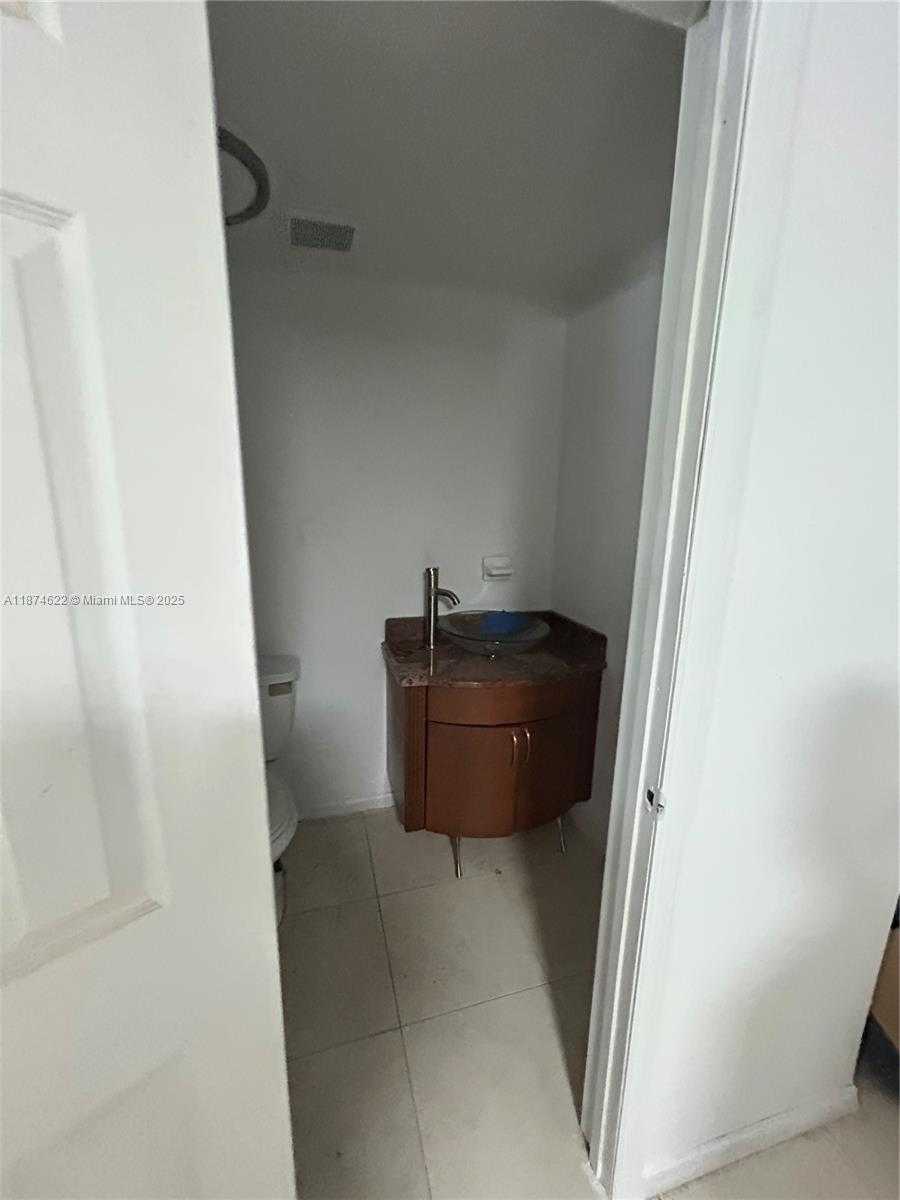 Small Image of 5295 NORTH WEST 198TH TER, Miami Gardens Number 29