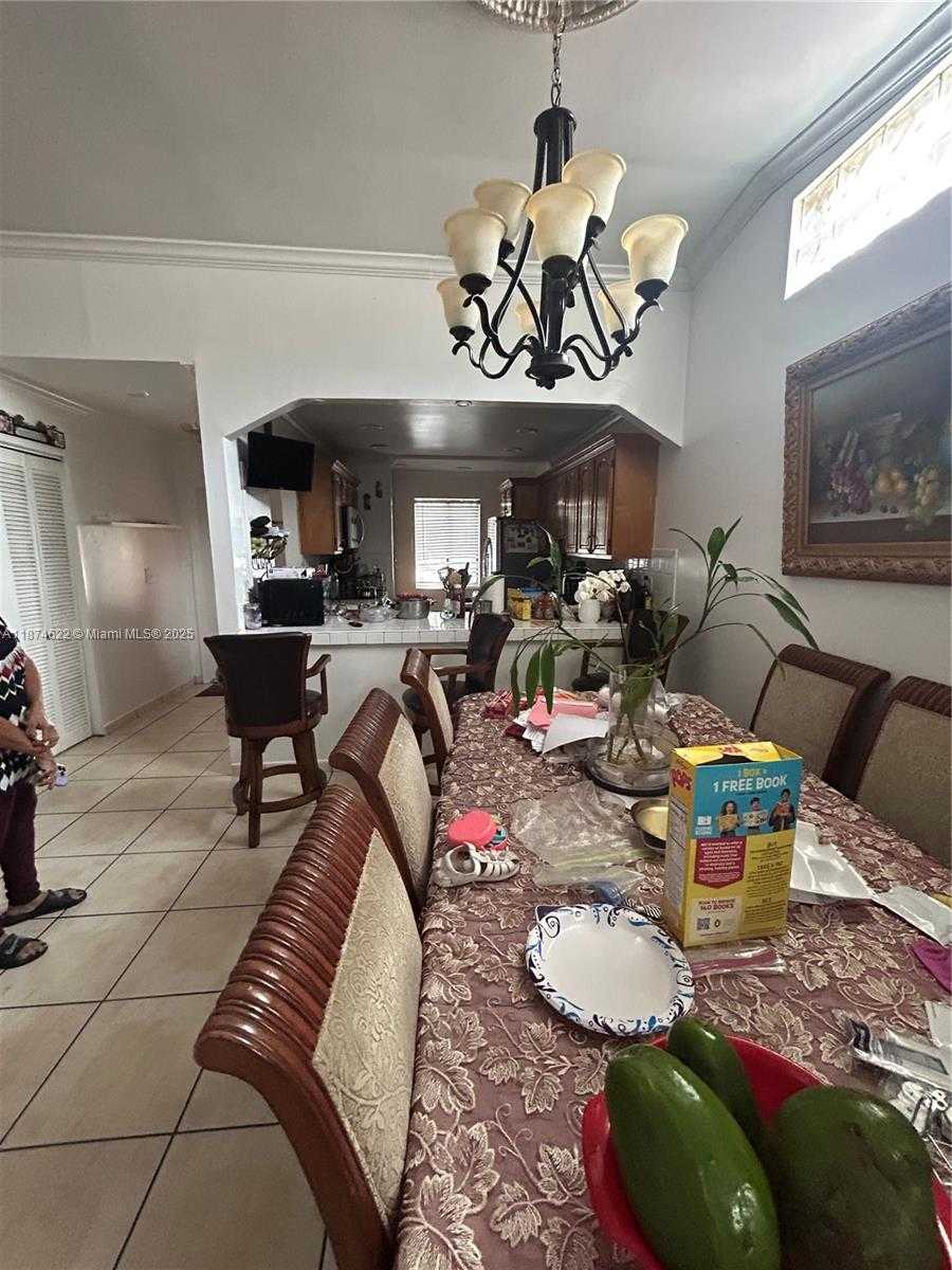 Small Image of 5295 NORTH WEST 198TH TER, Miami Gardens Number 3