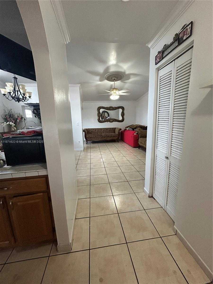 Small Image of 5295 NORTH WEST 198TH TER, Miami Gardens Number 4