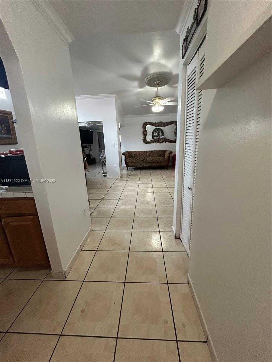 Small Image of 5295 NORTH WEST 198TH TER, Miami Gardens Number 6