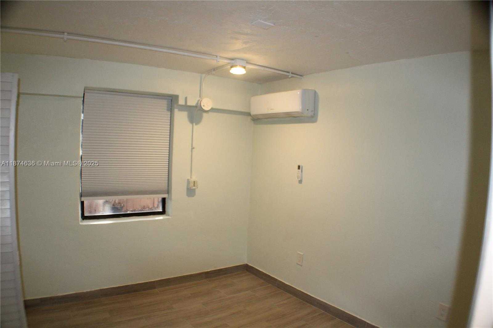 Small Image of 1411 SOUTH WEST 24TH CT, Fort Lauderdale Number 18