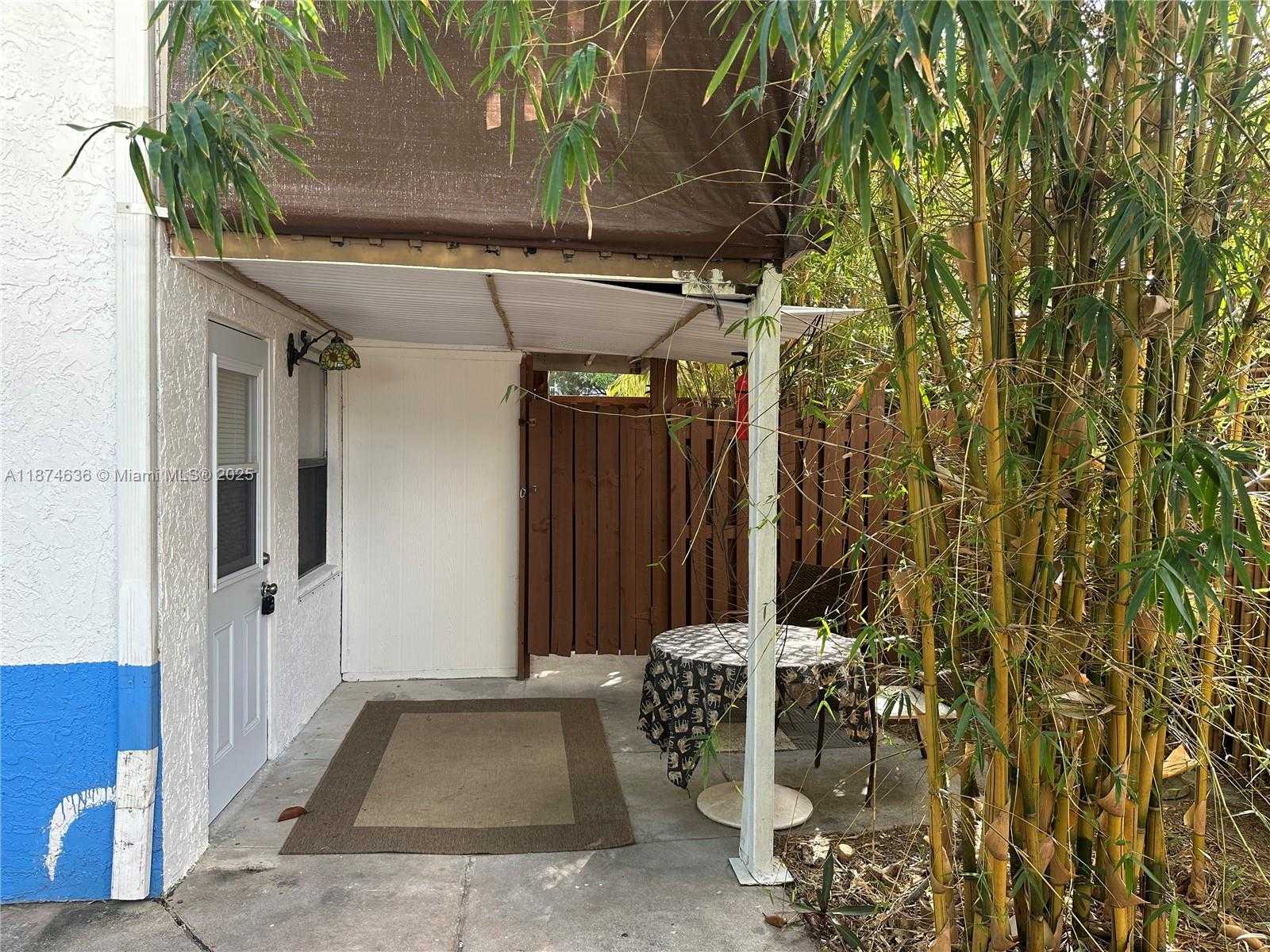 Small Image of 1411 SOUTH WEST 24TH CT, Fort Lauderdale Number 22
