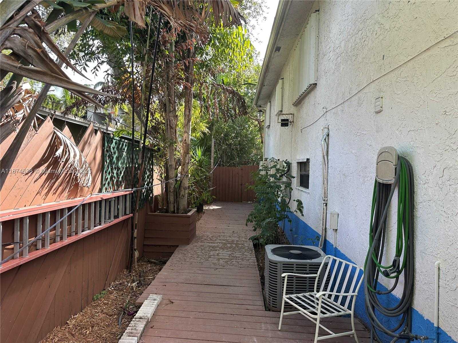 Small Image of 1411 SOUTH WEST 24TH CT, Fort Lauderdale Number 23