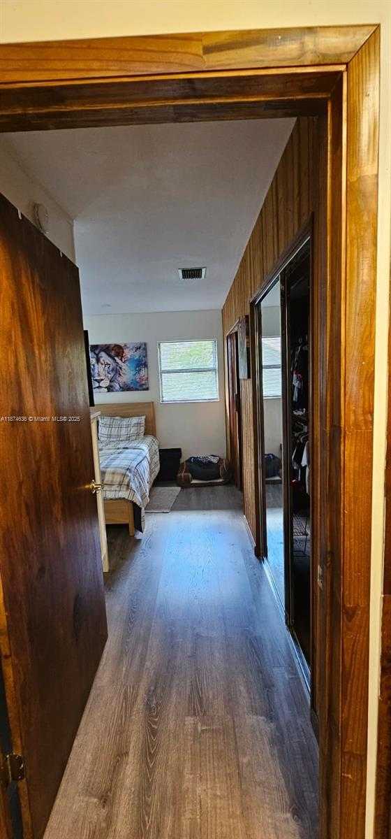 Small Image of 1411 SOUTH WEST 24TH CT, Fort Lauderdale Number 32