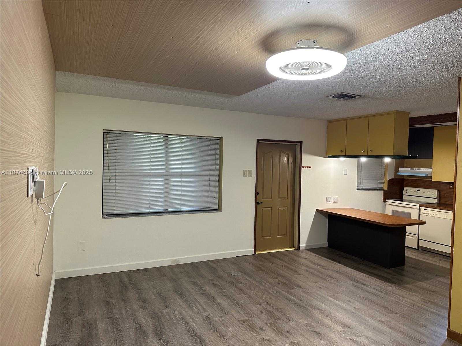 Small Image of 1411 SOUTH WEST 24TH CT, Fort Lauderdale Number 7