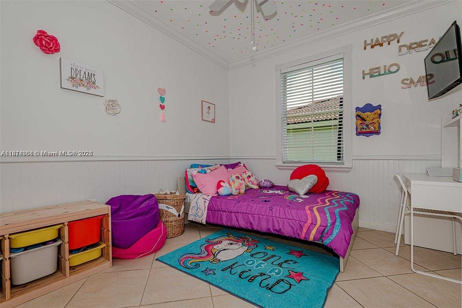 Small Image of 4457 SOUTH WEST 160TH CT, Miami Number 27
