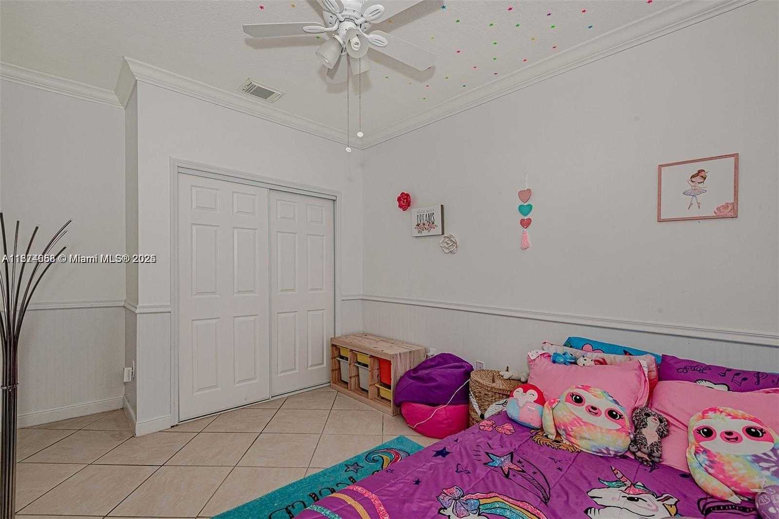 Small Image of 4457 SOUTH WEST 160TH CT, Miami Number 28