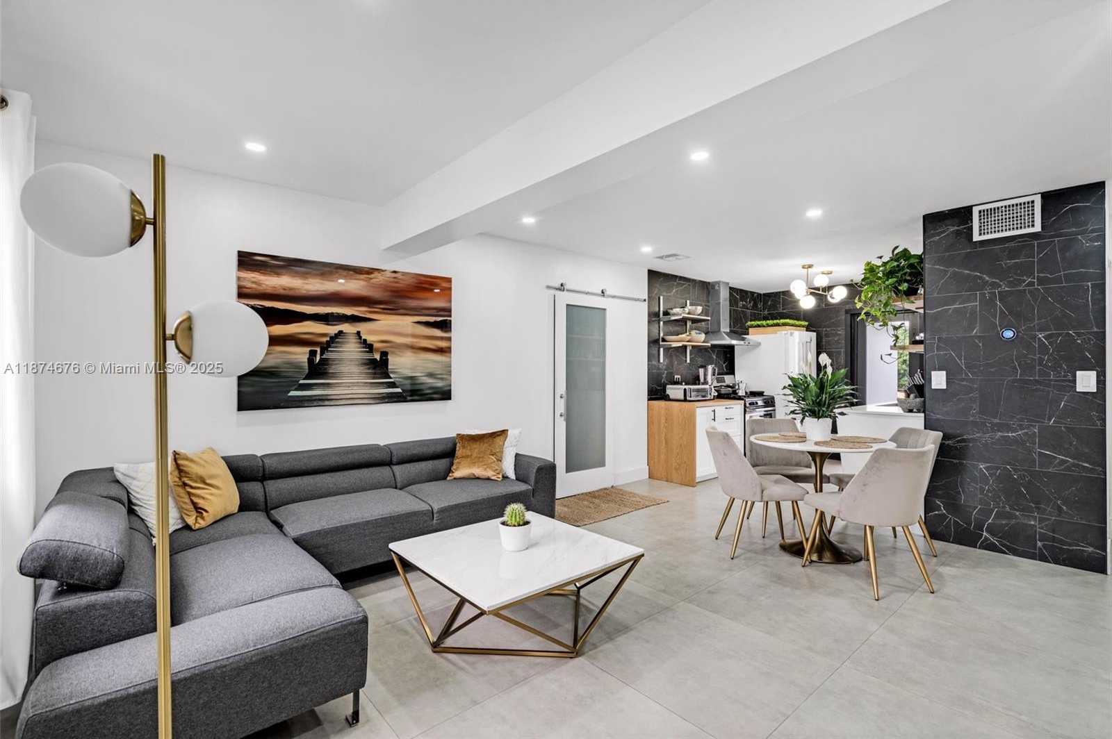 Small Image of 21310 OLD CUTLER RD, Cutler Bay Number 5