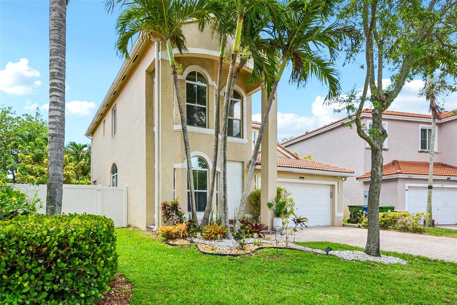 Small Image of 1745 NORTH WEST 77TH AVE, Pembroke Pines Number 23