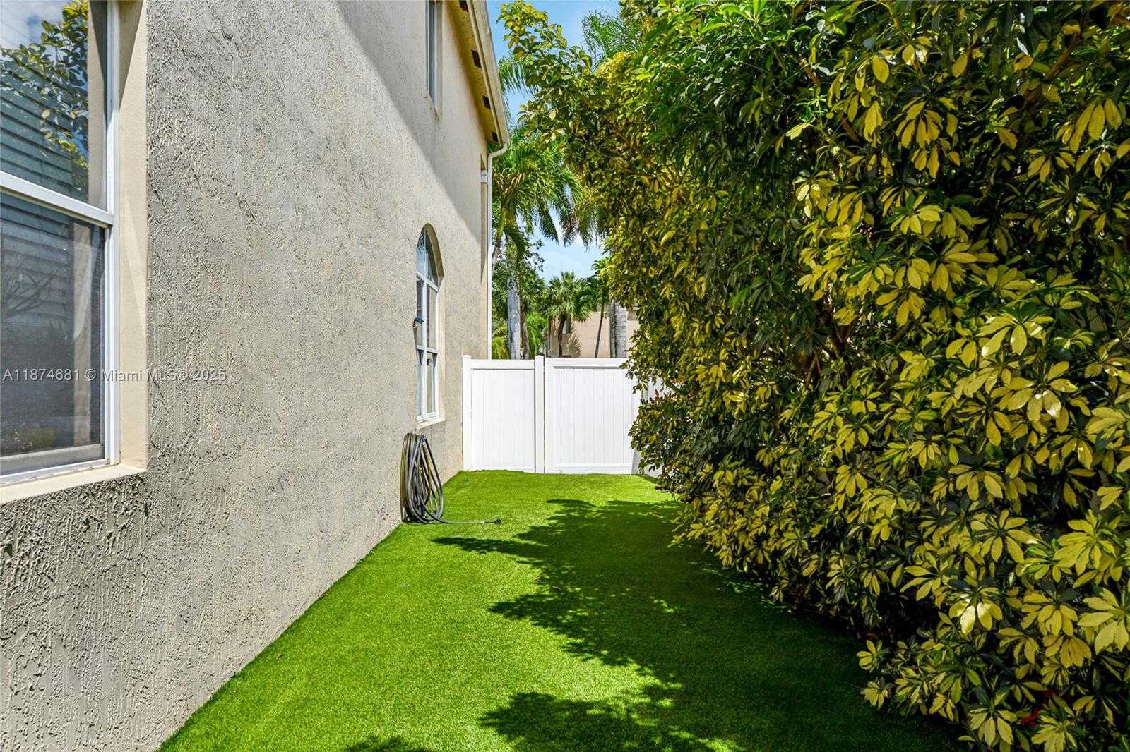 Small Image of 1745 NORTH WEST 77TH AVE, Pembroke Pines Number 26