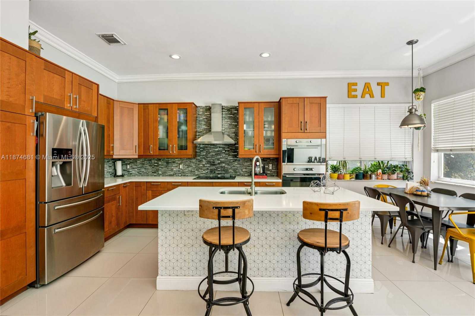Small Image of 1745 NORTH WEST 77TH AVE, Pembroke Pines Number 4