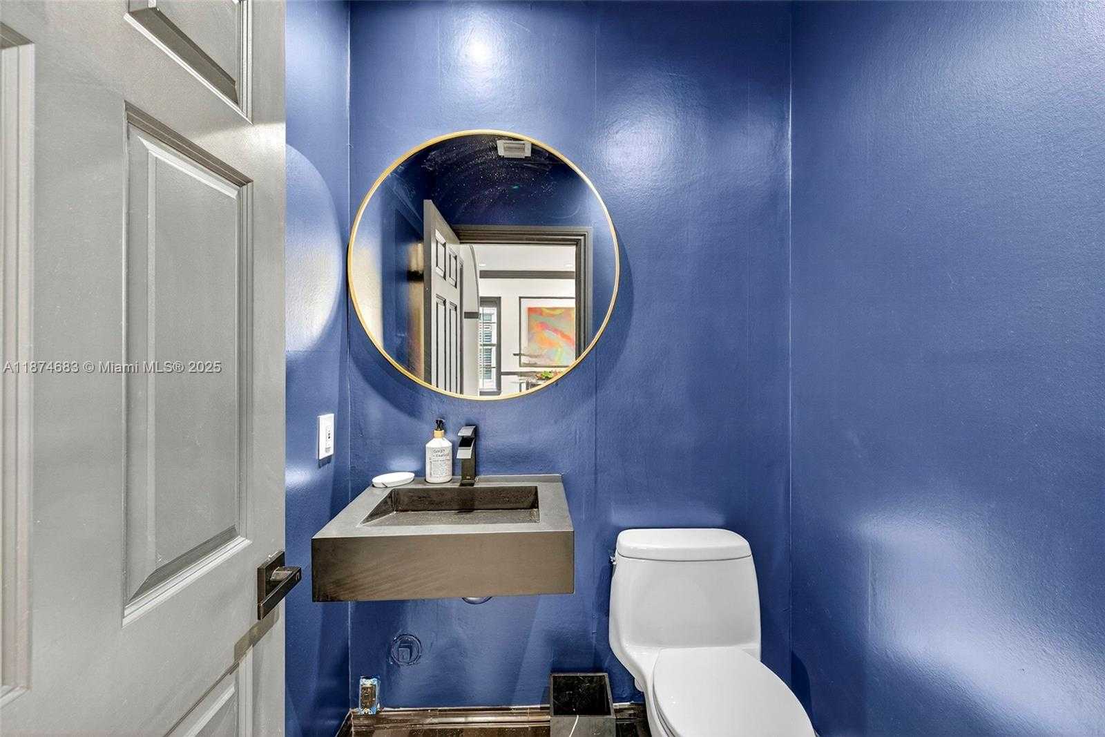 Small Image of 3325 NORTH EAST 17TH CT, Fort Lauderdale Number 8
