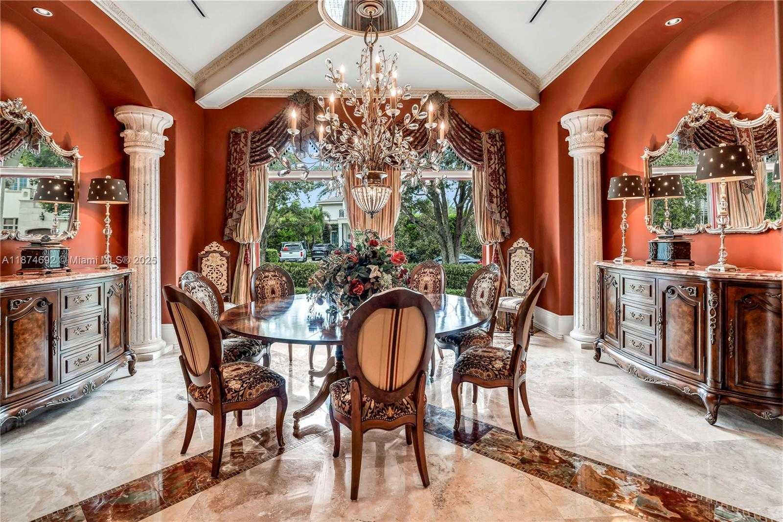 Small Image of 700 OSPREY POINT CIR, Boca Raton Number 20