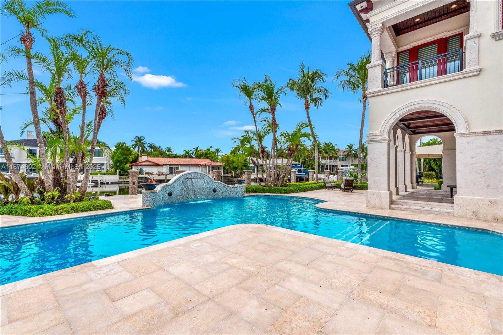 Small Image of 700 OSPREY POINT CIR, Boca Raton Number 34