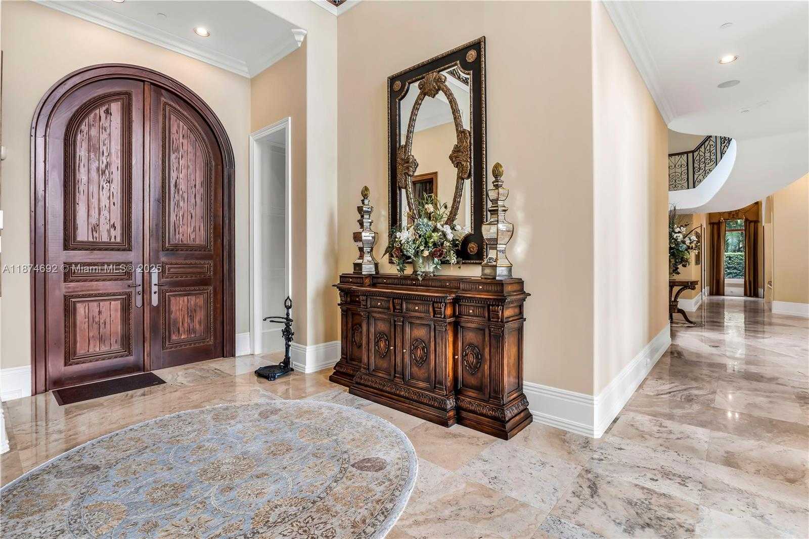 Small Image of 700 OSPREY POINT CIR, Boca Raton Number 9