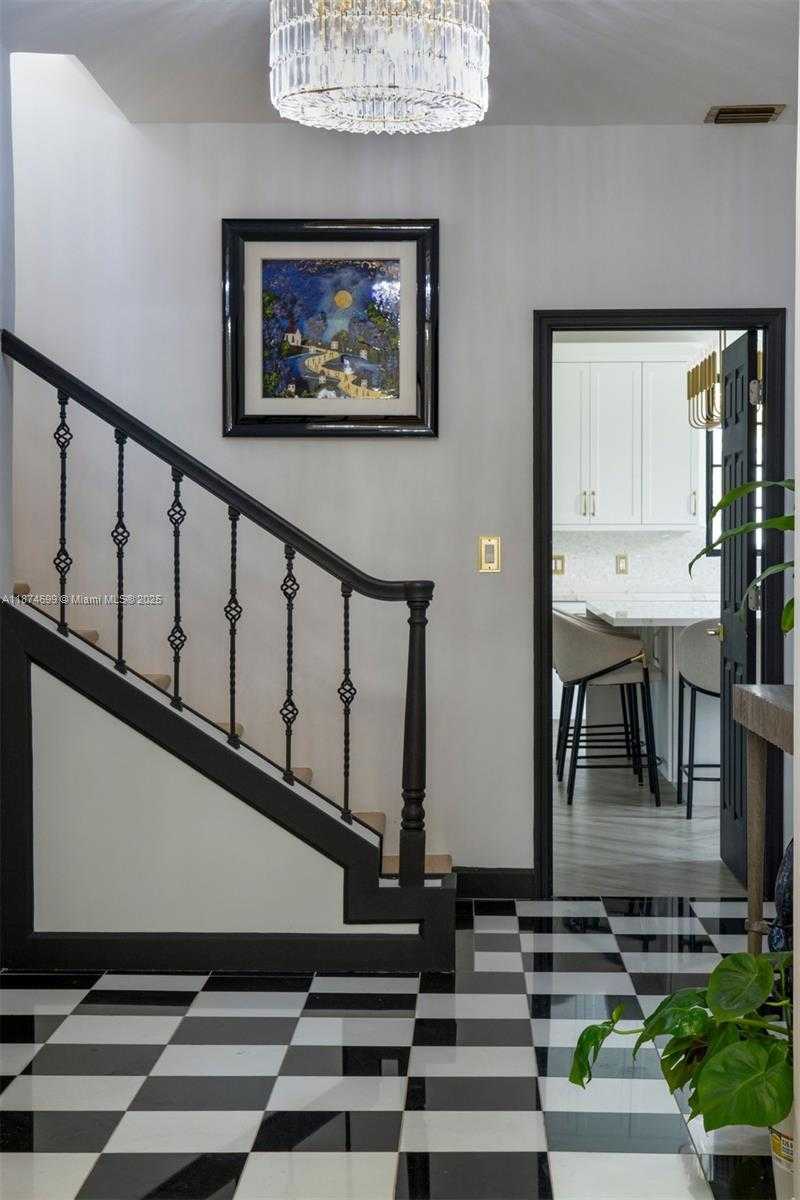 Small Image of 5149 ALTON RD, Miami Beach Number 19