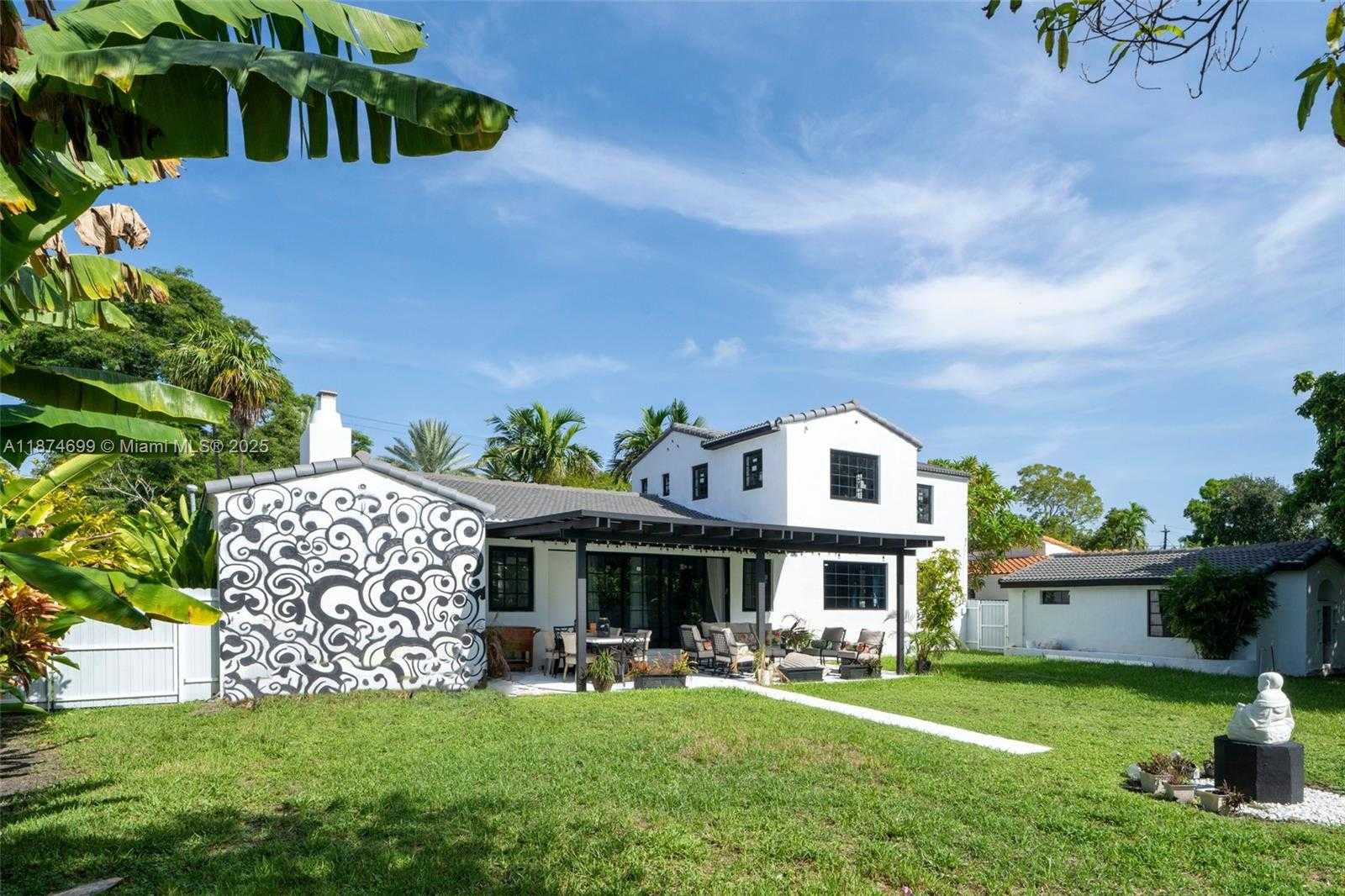Small Image of 5149 ALTON RD, Miami Beach Number 35