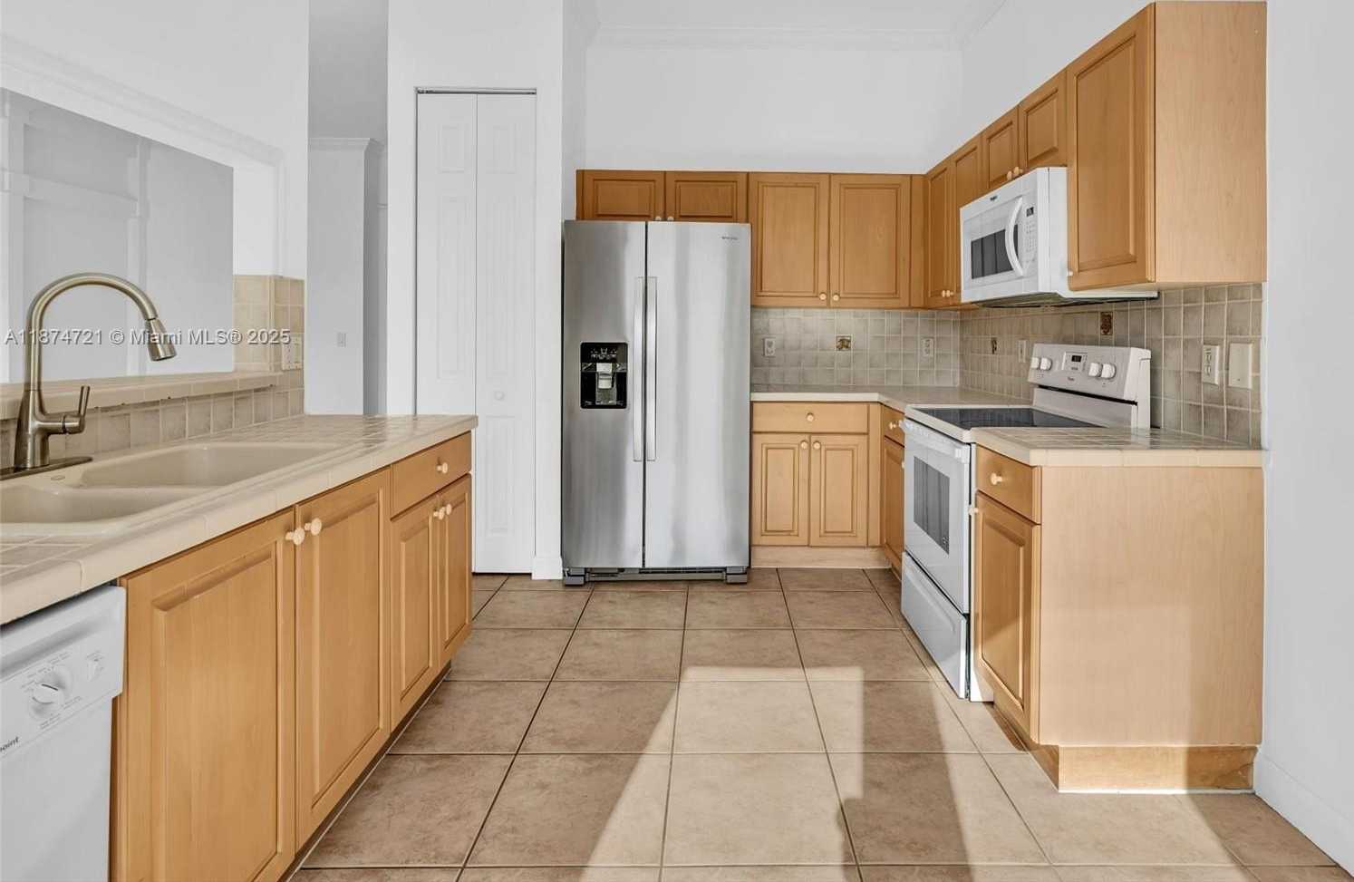 Small Image of 3001 SOUTH WEST 142ND AVE, Miramar Number 14