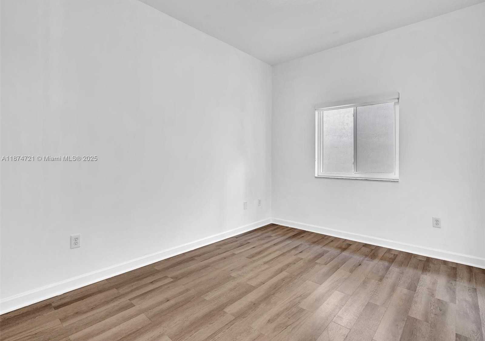 Small Image of 3001 SOUTH WEST 142ND AVE, Miramar Number 26