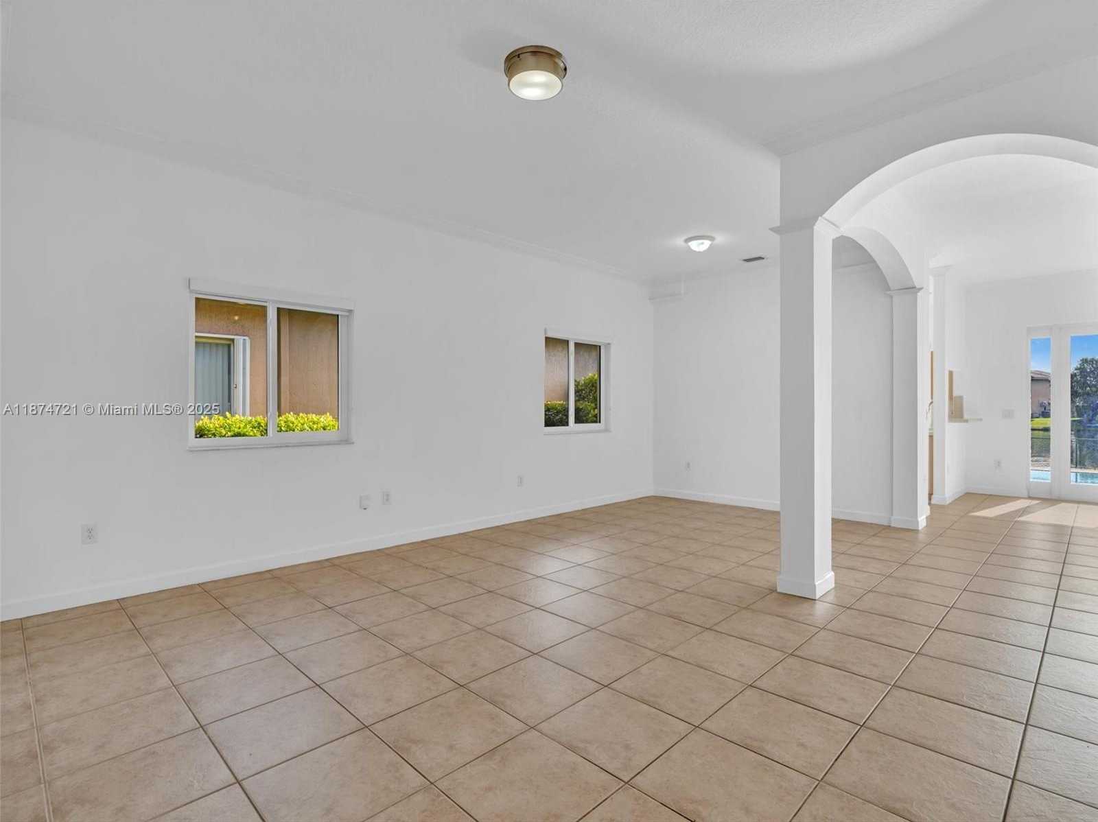 Small Image of 3001 SOUTH WEST 142ND AVE, Miramar Number 5