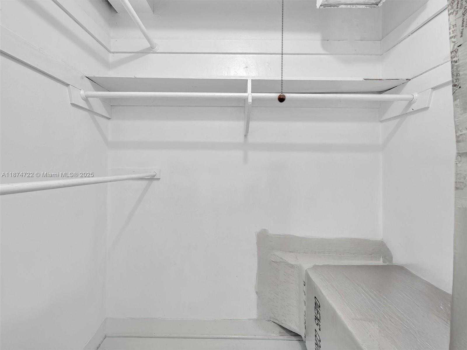 Small Image of 8866 DICKENS AVE, Surfside Number 28