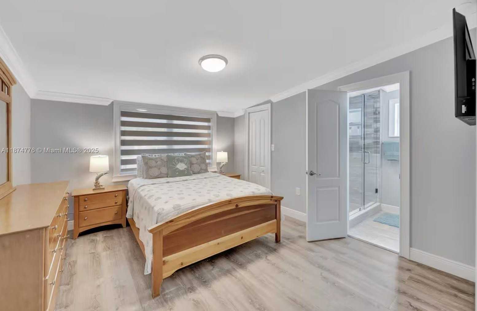 Small Image of 2301 YELLOWTAIL DR, Marathon Number 23