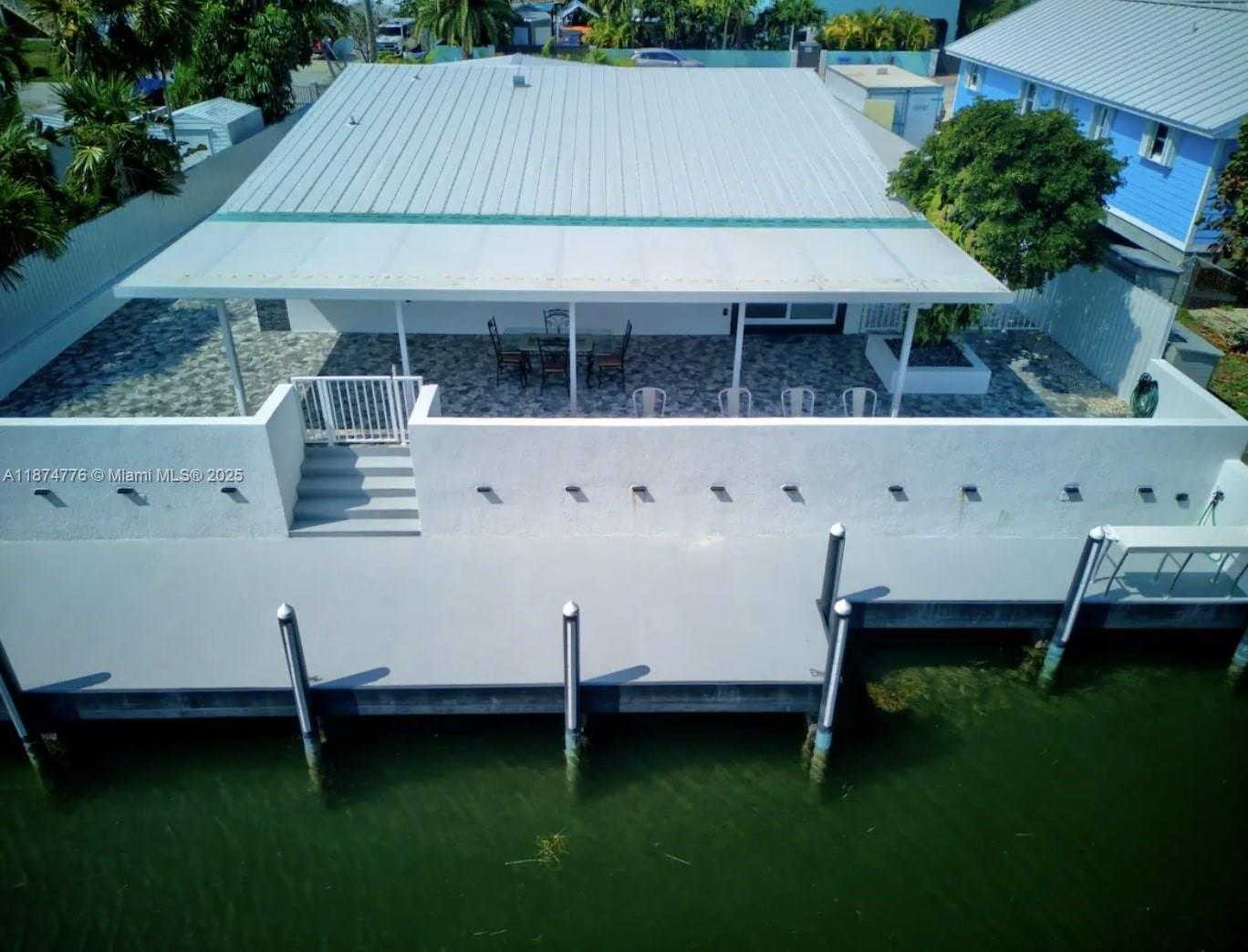 Small Image of 2301 YELLOWTAIL DR, Marathon Number 3