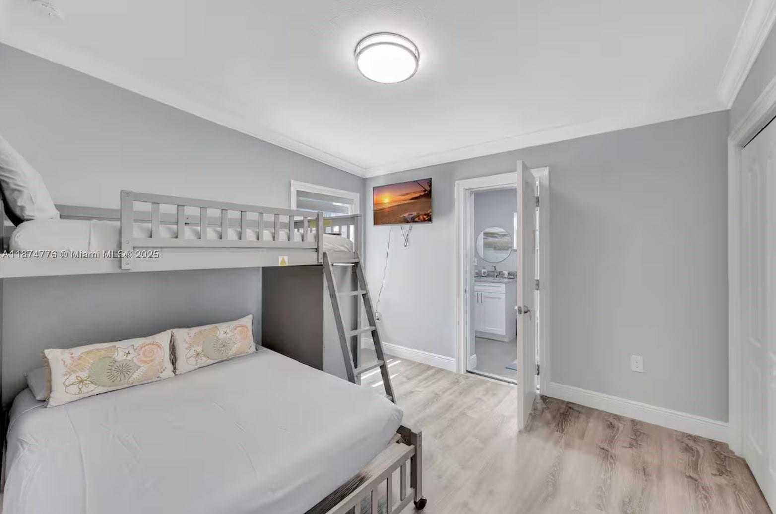 Small Image of 2301 YELLOWTAIL DR, Marathon Number 30