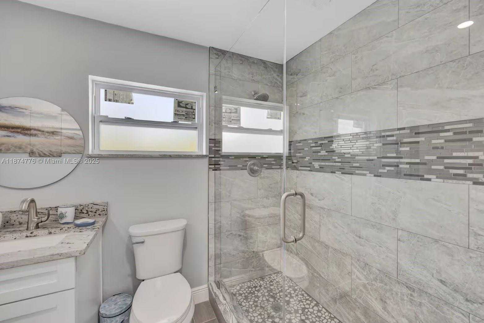 Small Image of 2301 YELLOWTAIL DR, Marathon Number 38