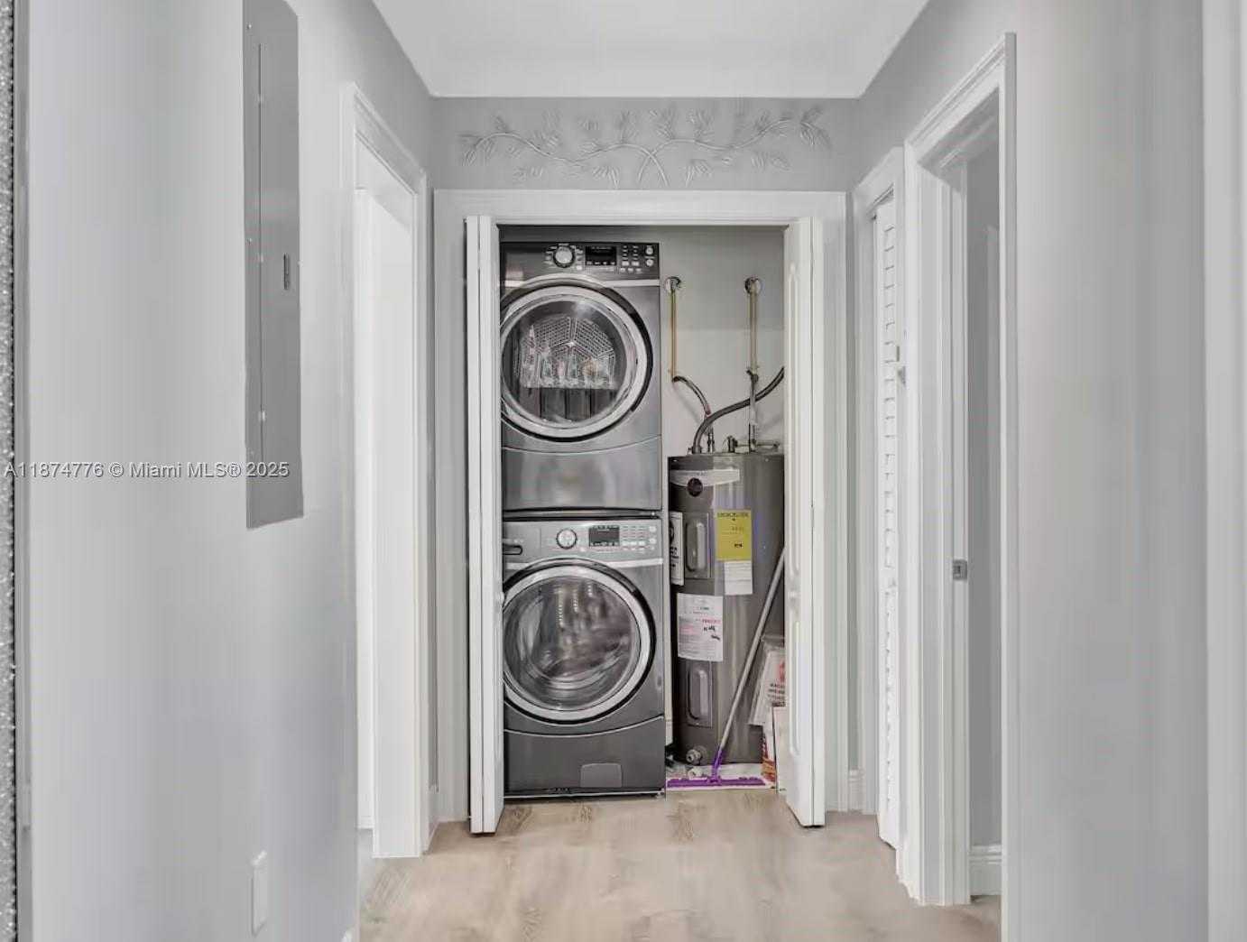 Small Image of 2301 YELLOWTAIL DR, Marathon Number 42