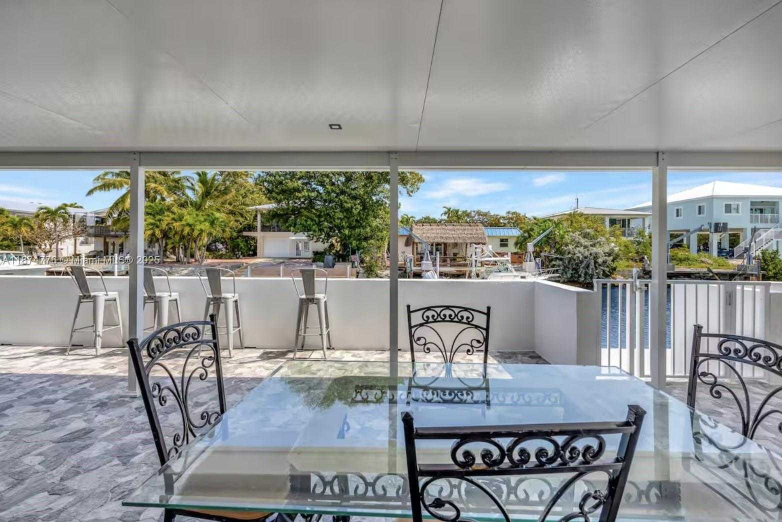 Small Image of 2301 YELLOWTAIL DR, Marathon Number 47