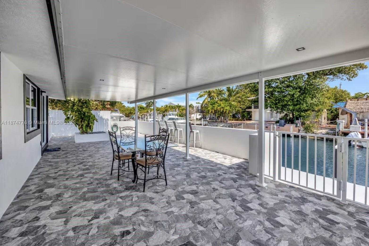 Small Image of 2301 YELLOWTAIL DR, Marathon Number 49