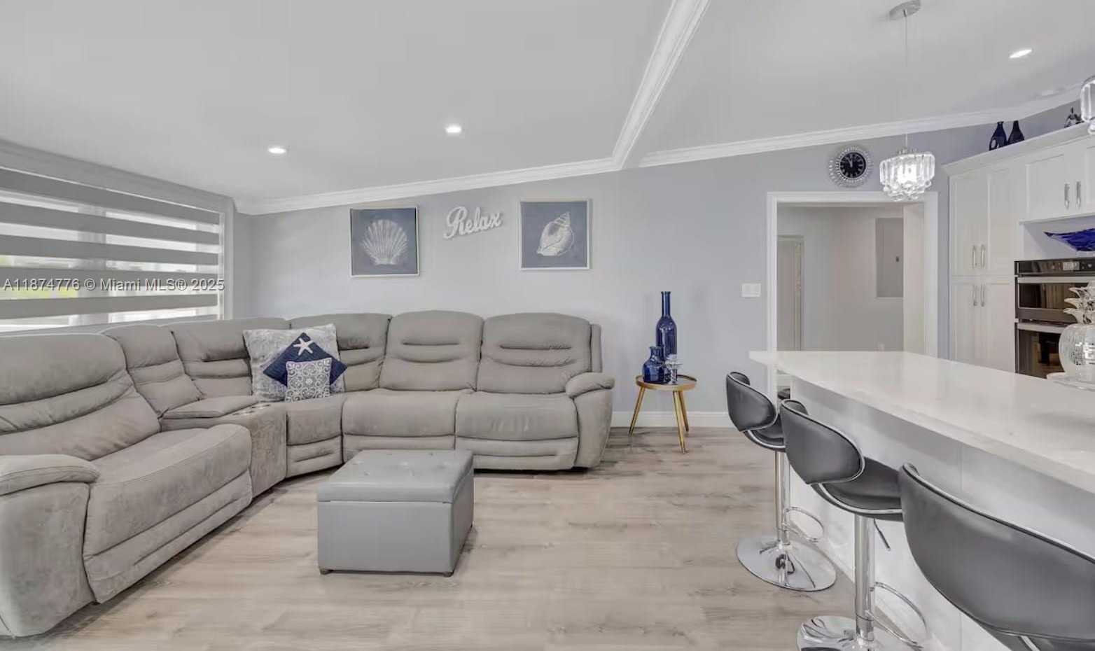 Small Image of 2301 YELLOWTAIL DR, Marathon Number 5
